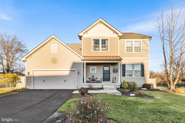 $875,000 | 158 Wiltshire Lane, Warminster, PA 18974