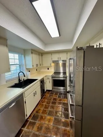 $2,195 | 2462 Kingfisher Lane, Unit J203, Clearwater, FL 33762