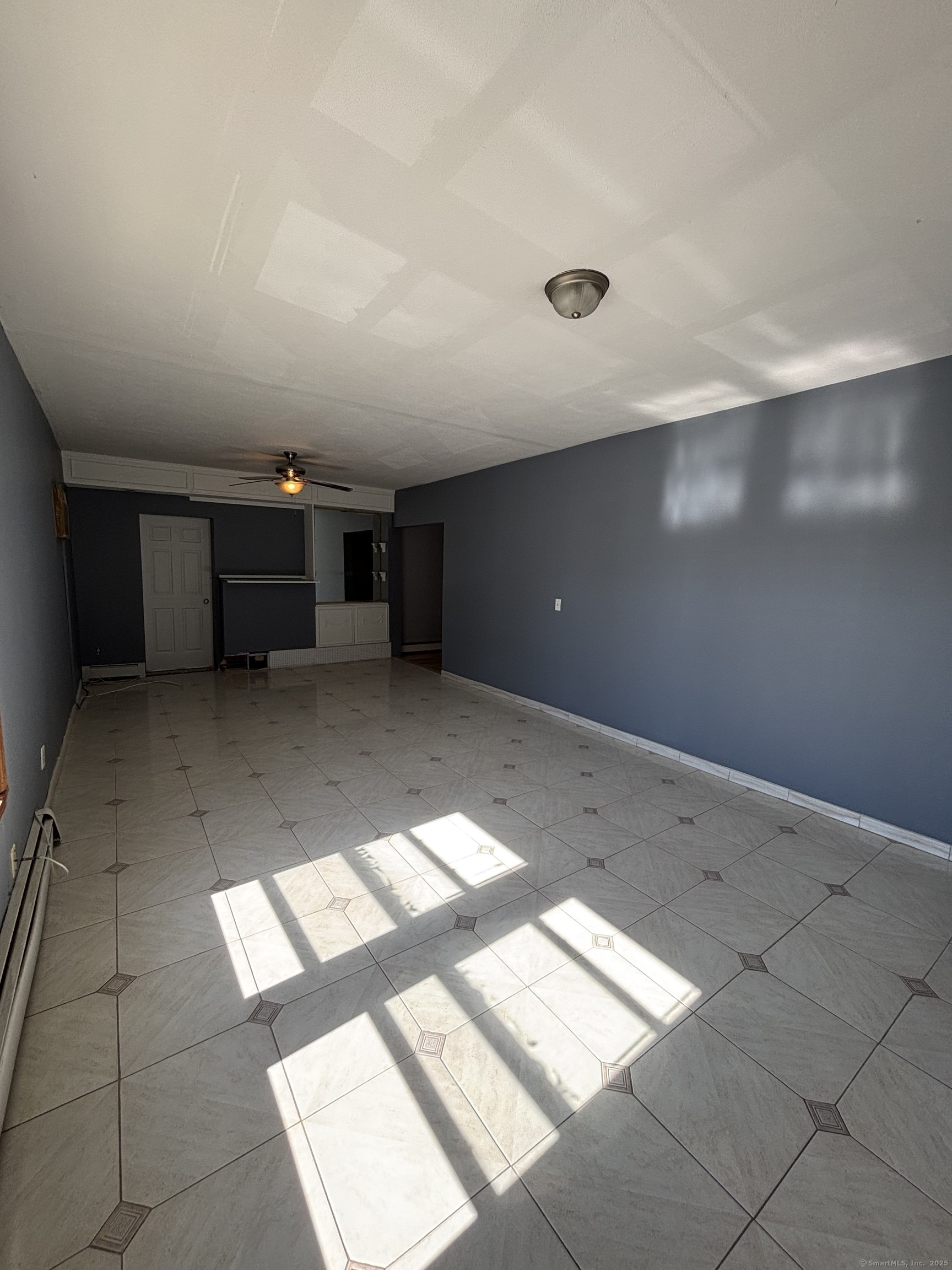 552 Franklin Avenue Hartford, CT 06114 - Photo 13 of 23 a view of an empty room