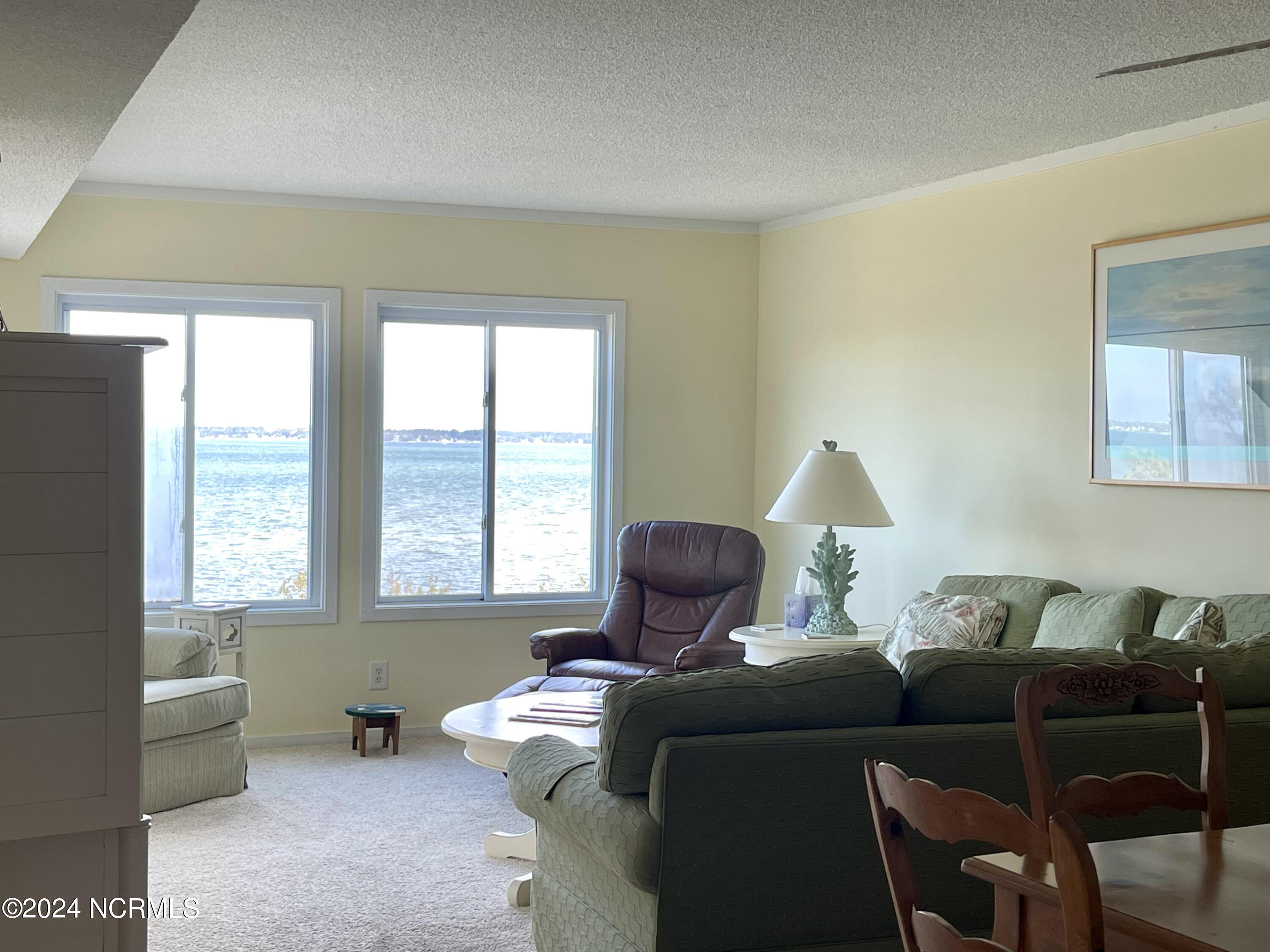 650 Salter Path Road, Unit 308 Pine Knoll Shores, NC 28512 - Photo 27 of 41 Living area