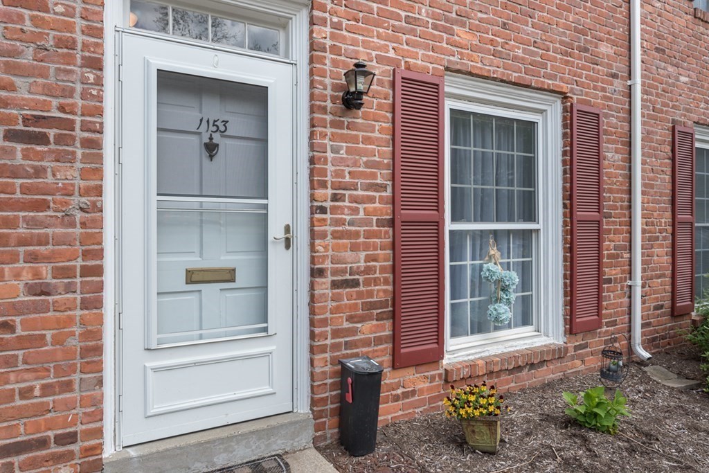 1153 Dickinson Street, Unit 1153 Springfield, MA 01108 - Photo 2 of 25