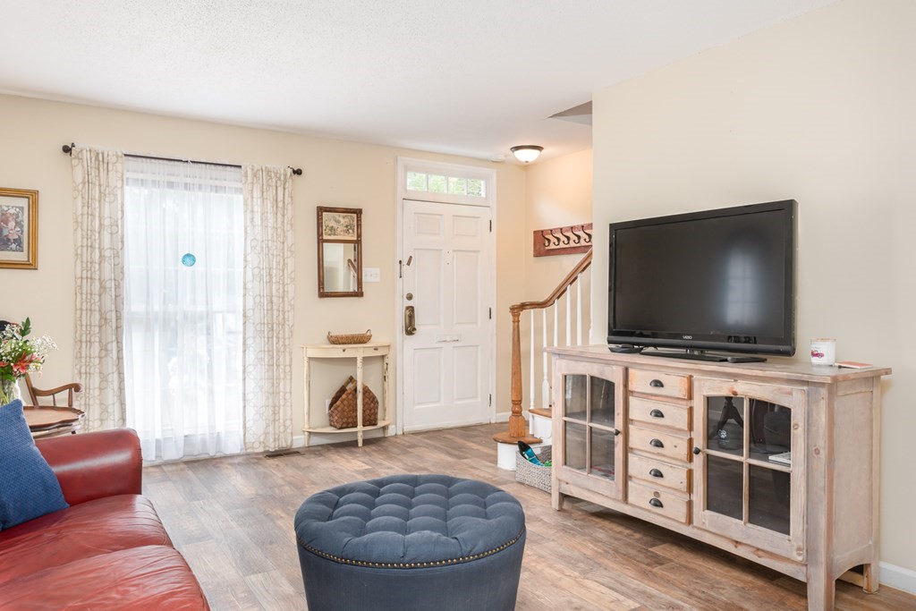 1153 Dickinson Street, Unit 1153 Springfield, MA 01108 - Photo 7 of 25