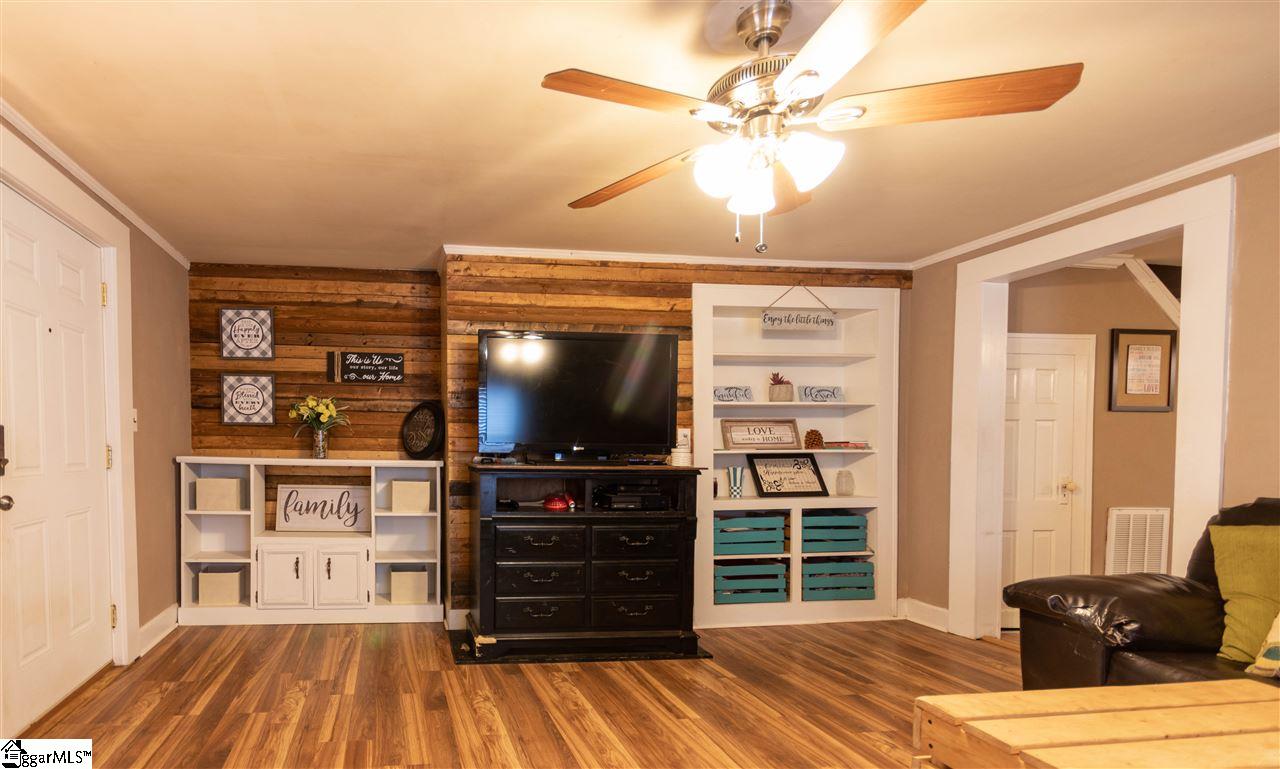 20 Oak Street Startex, SC 29377 - Photo 3 of 20 Gallery Image 3