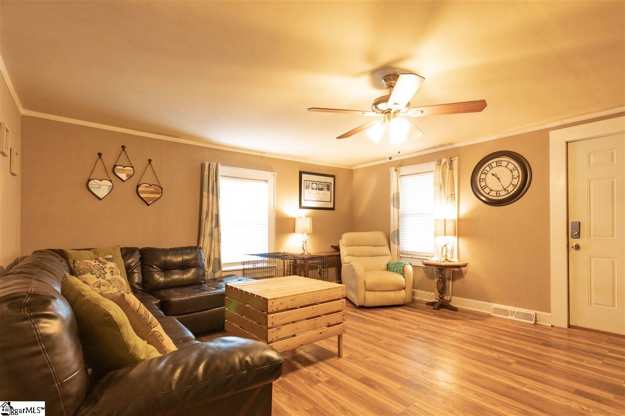 20 Oak Street Startex, SC 29377 - Photo 5 of 20 Gallery Image 5