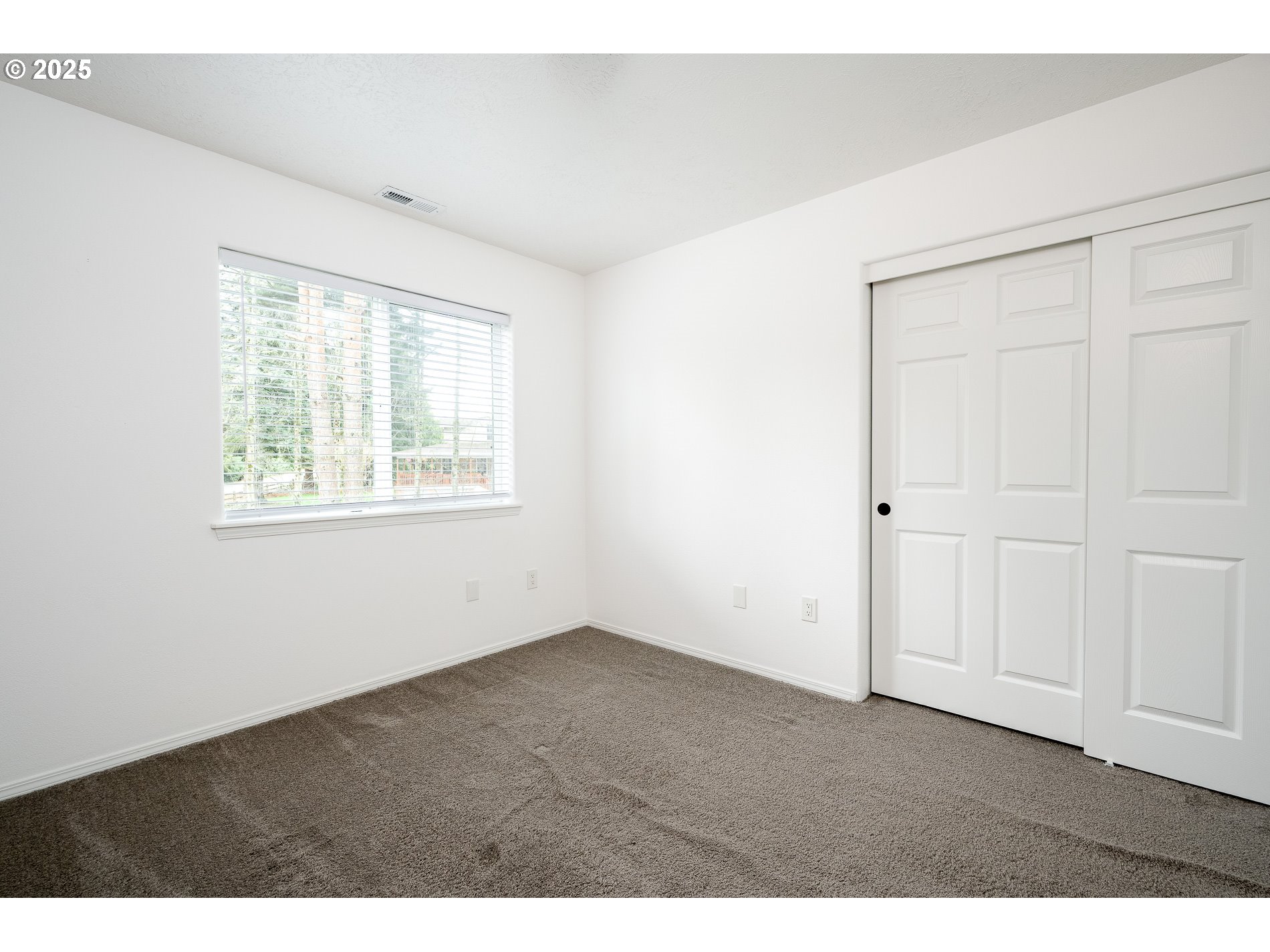 39380 Amherst Street Sandy, OR 97055 - Photo 34 of 45