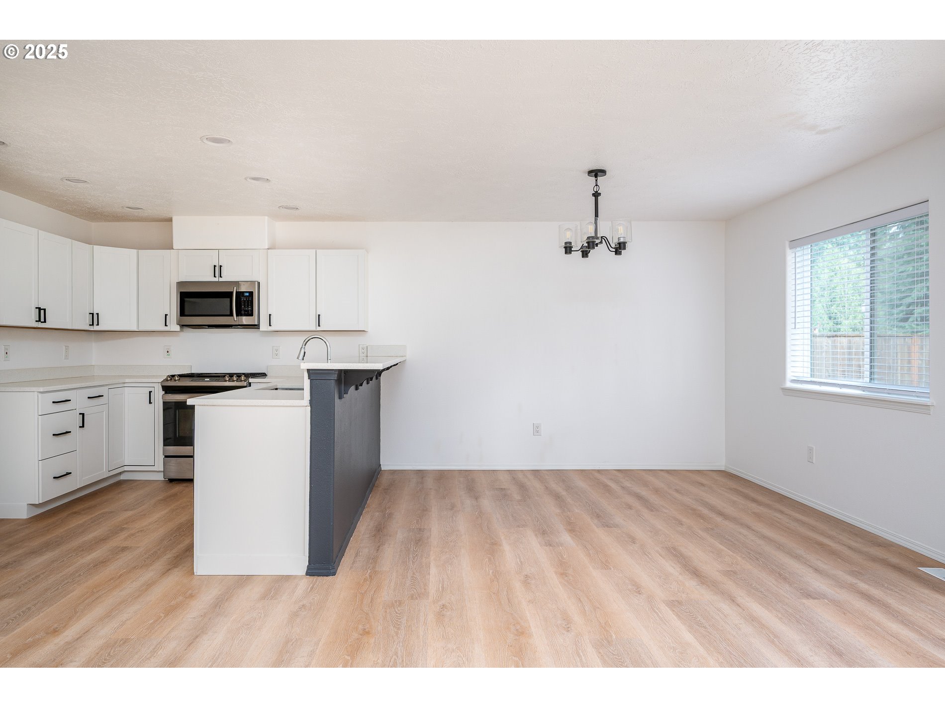 39380 Amherst Street Sandy, OR 97055 - Photo 8 of 45