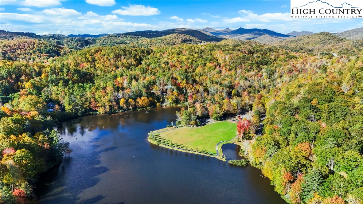 228 Snowshoe Loop Newland, NC 28657 - Photo 50 of 50 a view of a lake with a mountain