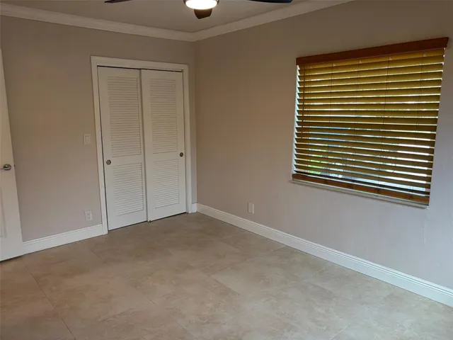 $155,000 | 1021 Northeast 24th Avenue, Unit 9, Pompano Beach, FL 33062