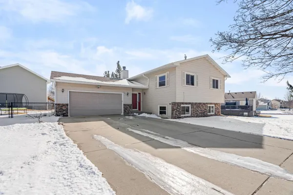 $405,000 | 15720 Cicerone Path, Rosemount, MN 55068