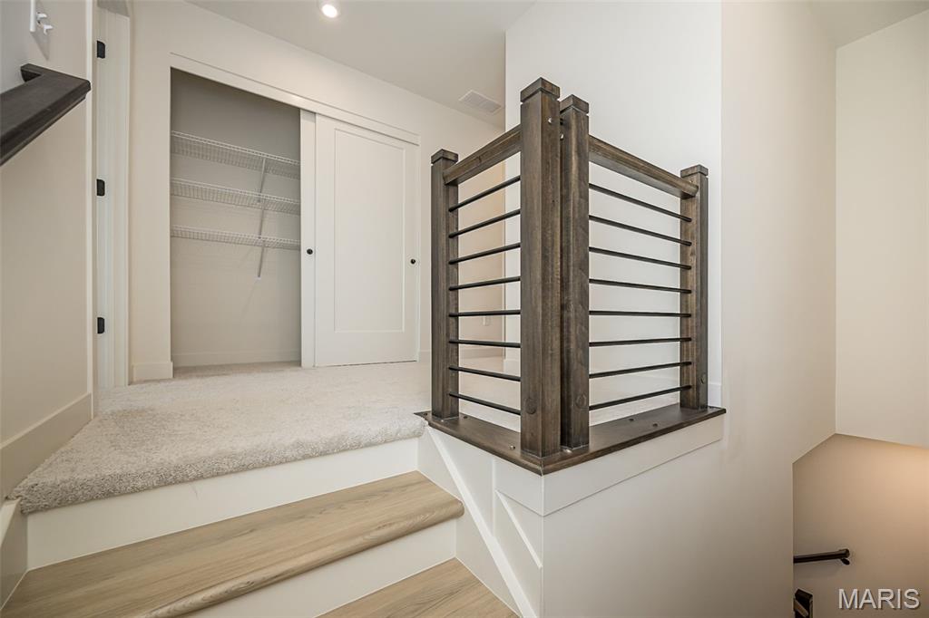 8975 Eager Road Richmond Heights, MO 63144 - Photo 31 of 44