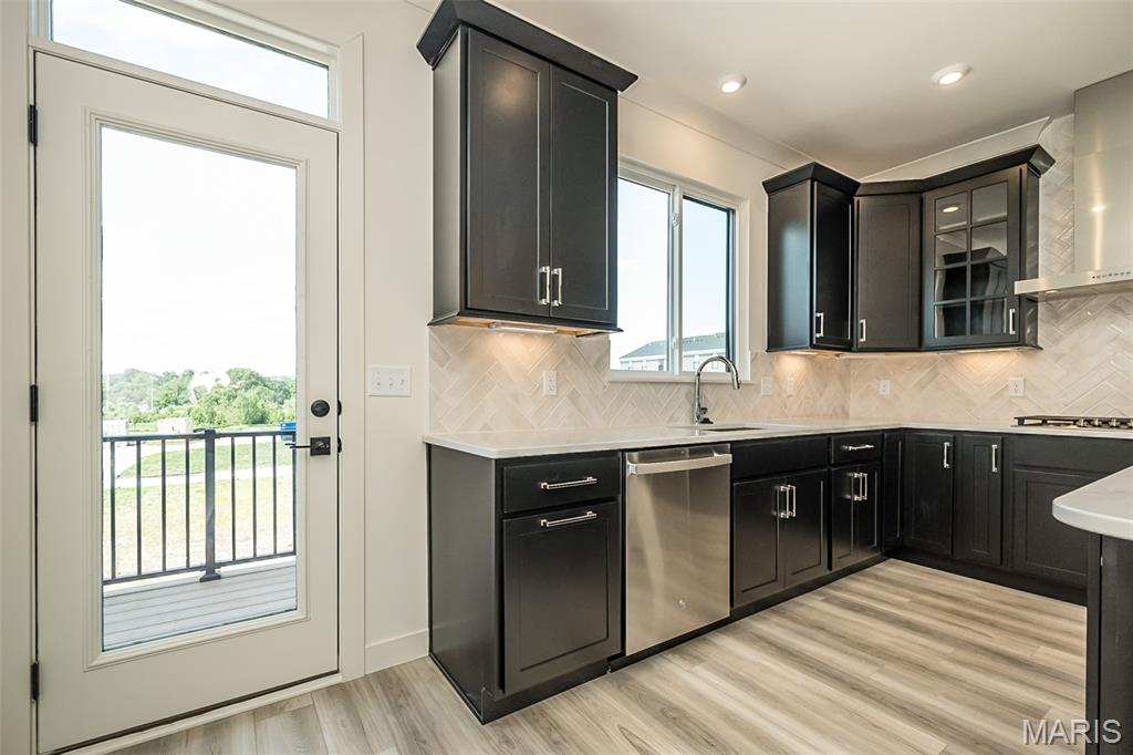 8975 Eager Road Richmond Heights, MO 63144 - Photo 9 of 44