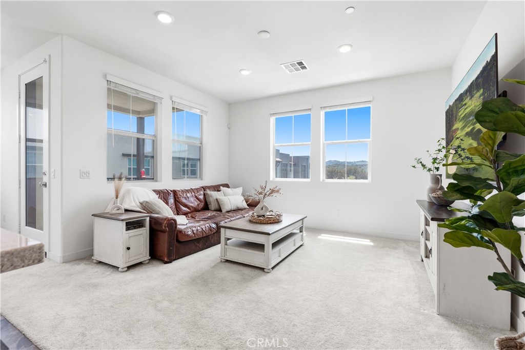 1401 Lasso Way, Unit 304 Rancho Mission Viejo, CA 92694 - Photo 10 of 75