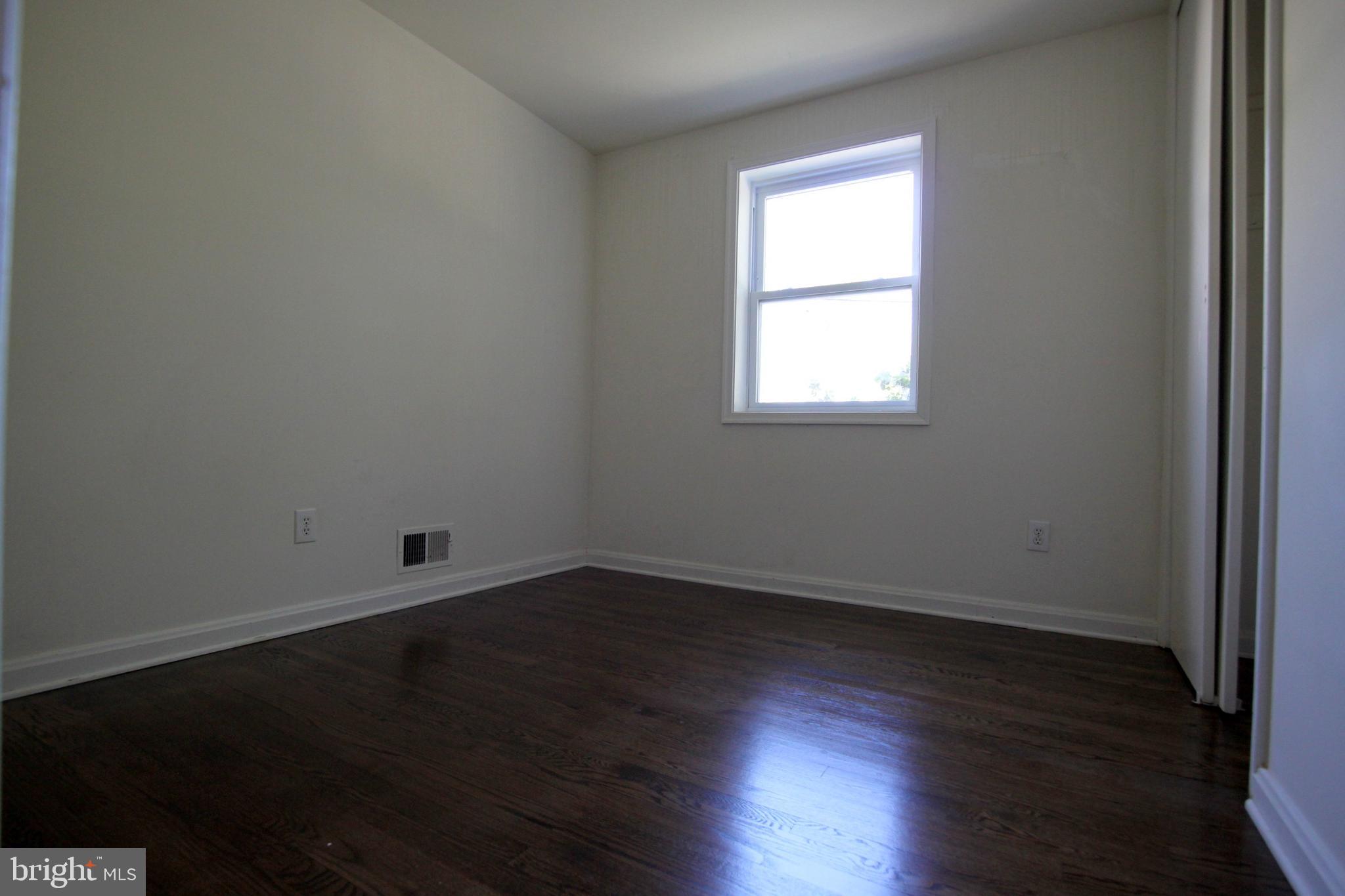 4704 Red Fox Road Rockville, MD 20852 - Photo 14 of 20 Bedroom 3