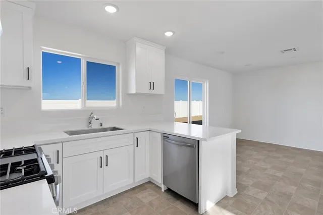 $439,900 | 10110 Kemper Avenue, Adelanto, CA 92301