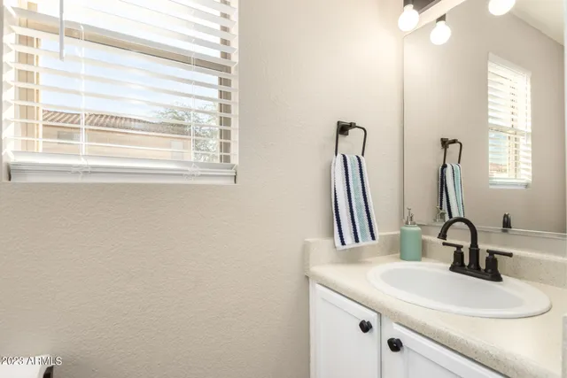 $10,000 | 9436 West Terri Lee Drive, Phoenix, AZ 85037