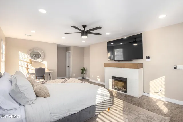 $10,000 | 9436 West Terri Lee Drive, Phoenix, AZ 85037