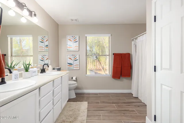 $10,000 | 9436 West Terri Lee Drive, Phoenix, AZ 85037