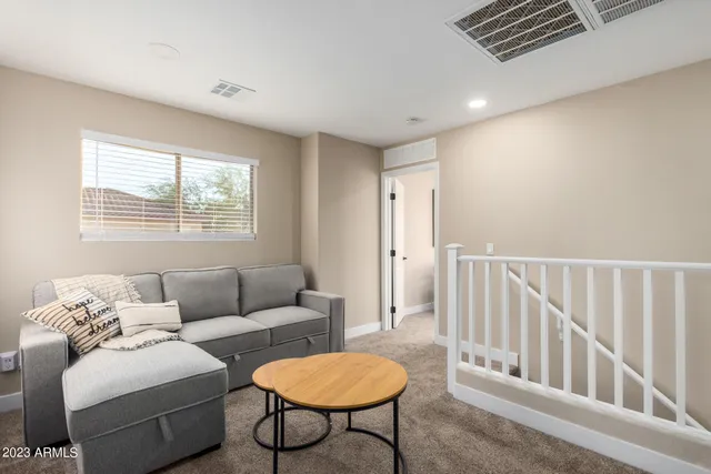 $10,000 | 9436 West Terri Lee Drive, Phoenix, AZ 85037