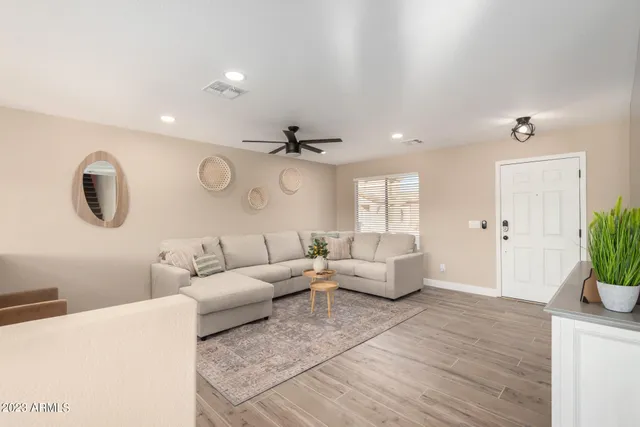 $10,000 | 9436 West Terri Lee Drive, Phoenix, AZ 85037