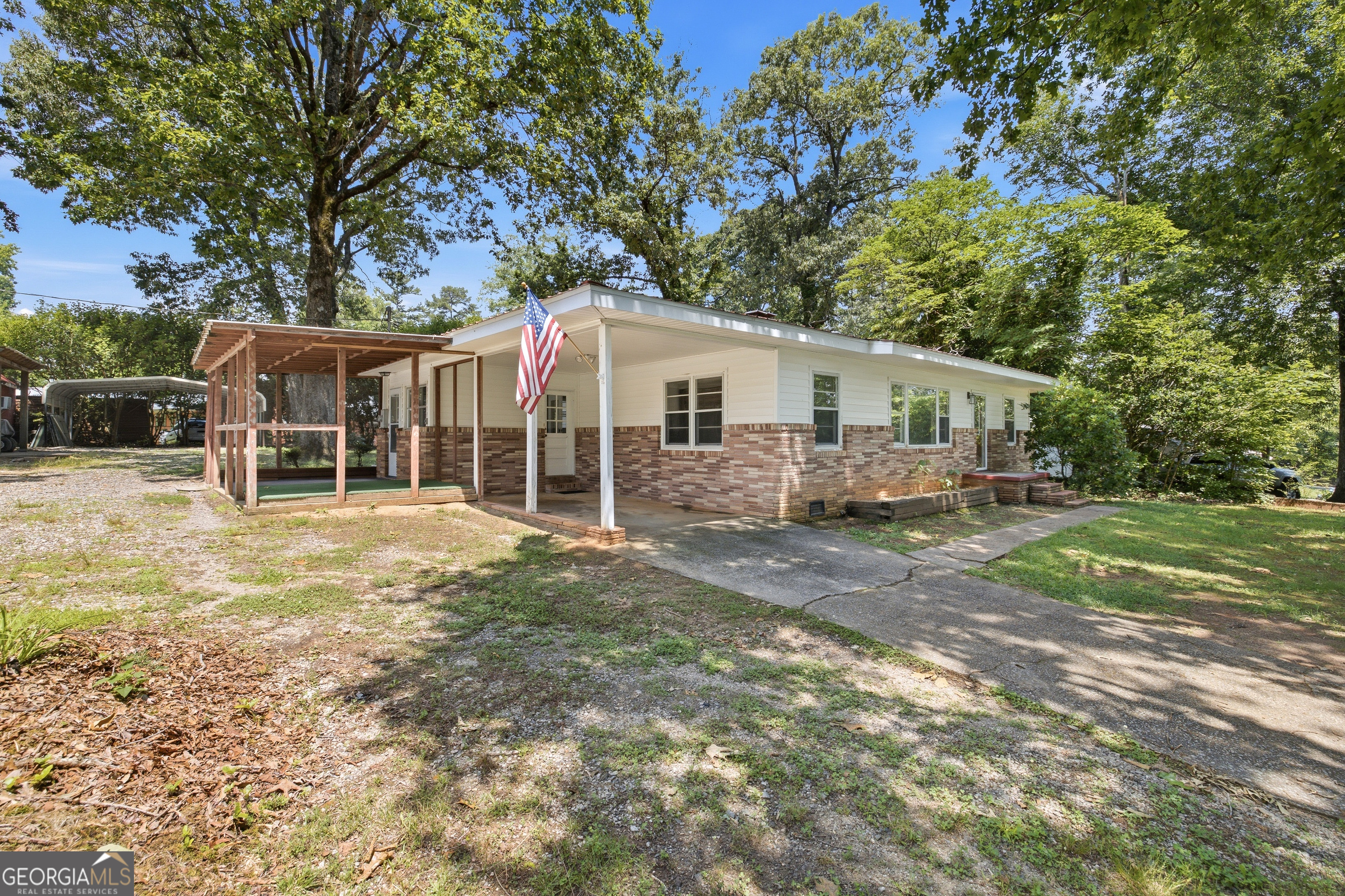 151 Tiny Ridge Drive Cornelia, GA 30531 - Photo 3 of 39