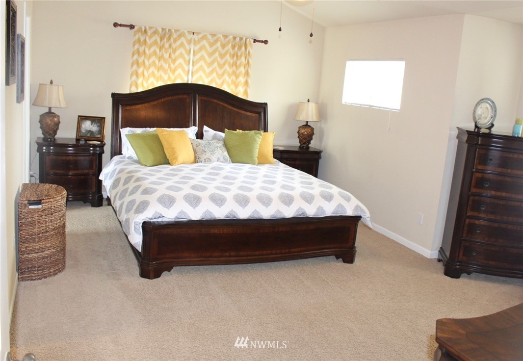 7265 Radius Loop Southeast Lacey, WA 98513 - Photo 13 of 25 Gallery Image 13