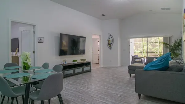 $2,600 | 959 Sandy Ridge Drive, Davenport, FL 33896