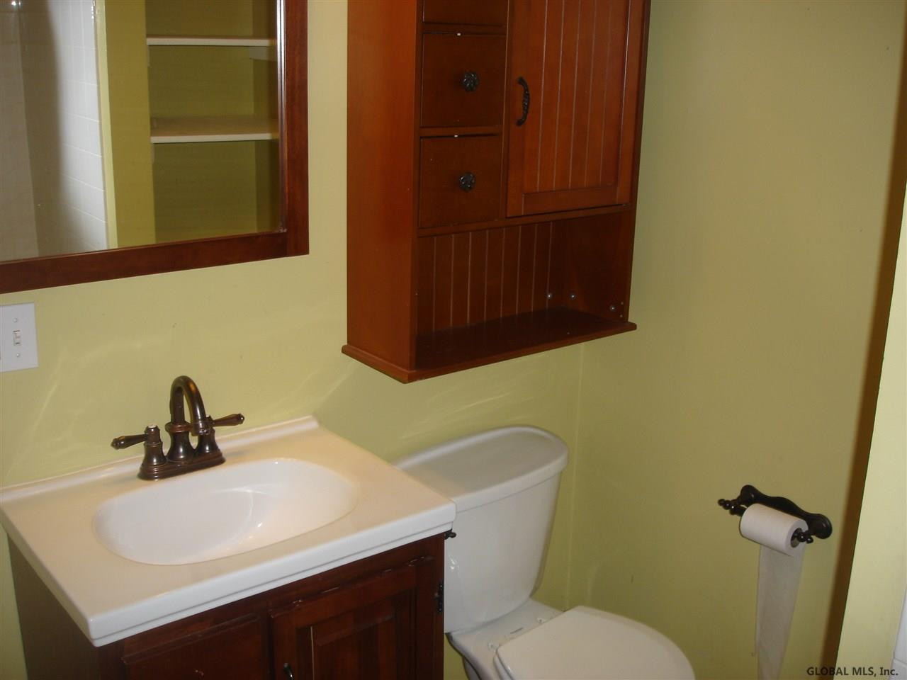 209 Kingsley Road Ballston, NY 12027 - Photo 17 of 19 Photo 17