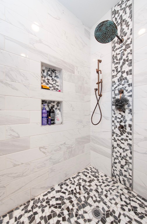 1833 County Road 305 Jarrell, TX 76537 - Photo 34 of 40 a bathroom with a shower