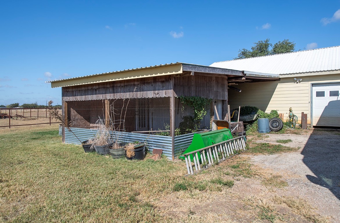 1833 County Road 305 Jarrell, TX 76537 - Photo 5 of 40 a front view of a house with a yard