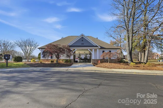 $550,000 | 2566 Roswell Court Northwest, Concord, NC 28027