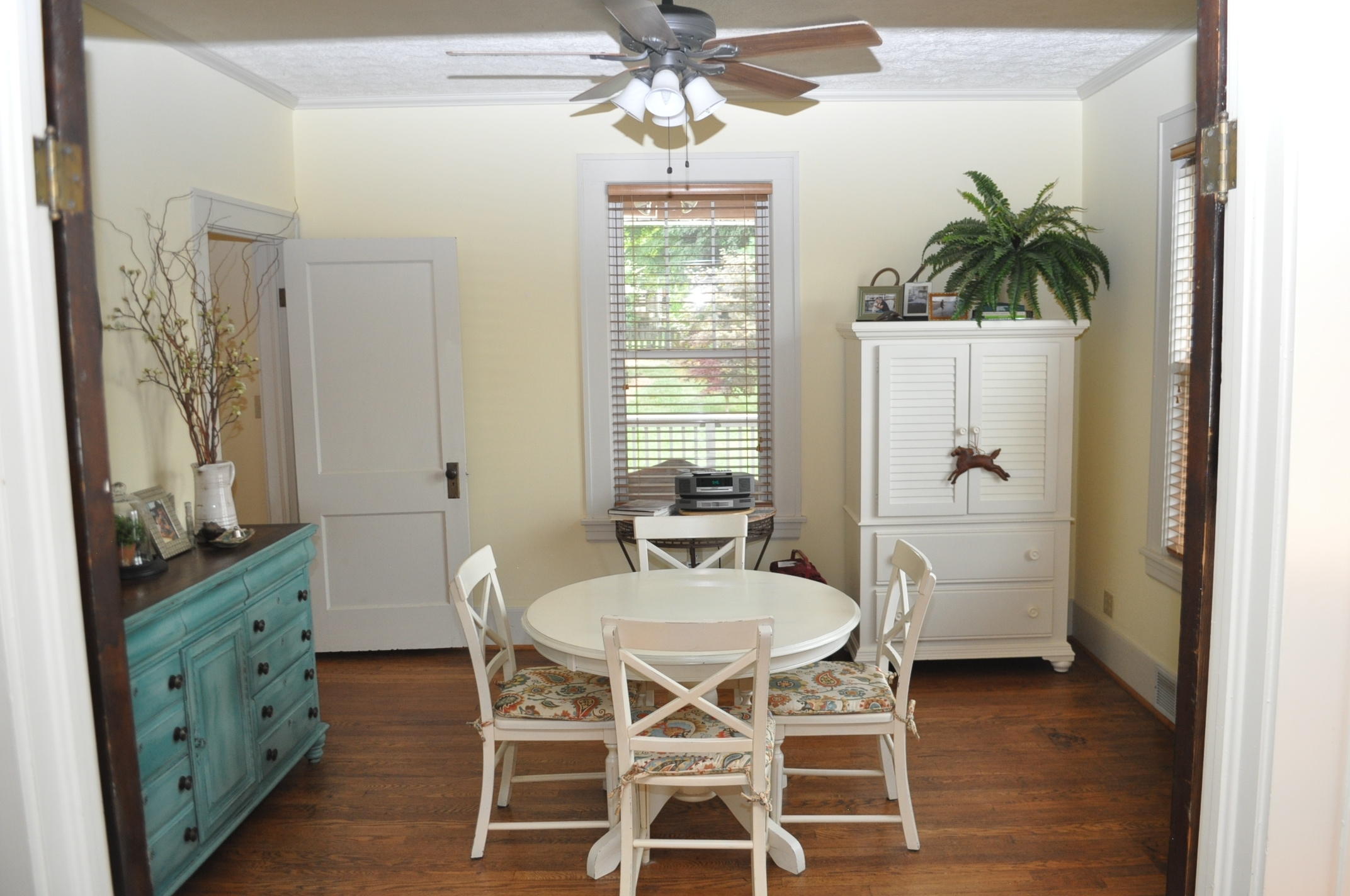 2435 Lofton Road Southwest Roanoke, VA 24015 - Photo 13 of 28 DSC_0296
