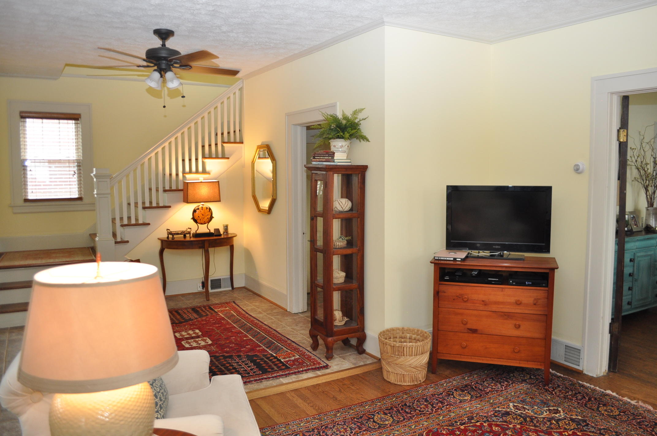 2435 Lofton Road Southwest Roanoke, VA 24015 - Photo 10 of 28 DSC_0278