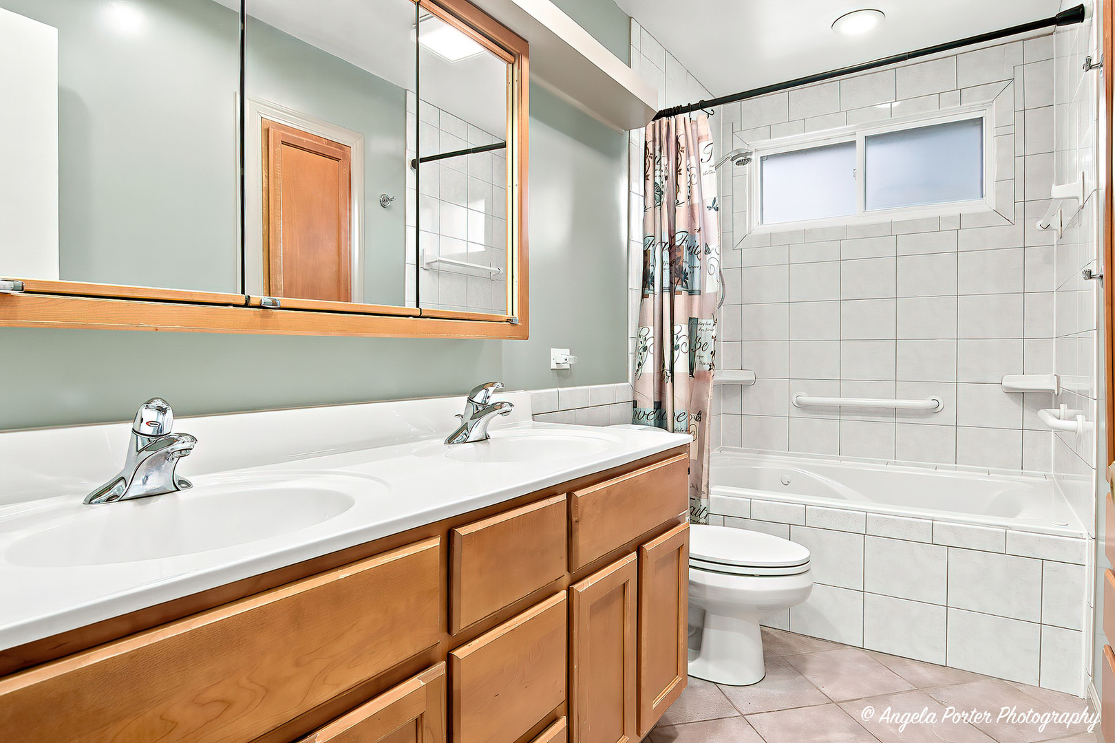 15 Old Mill Grove Road Lake Zurich, IL 60047 - Photo 13 of 29 Gallery Image 13