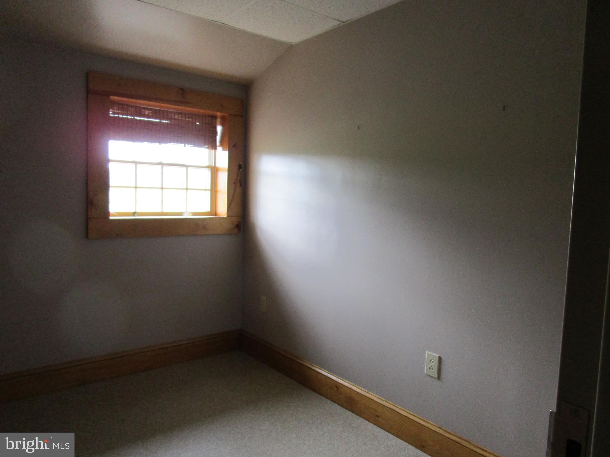 895 Warburton Road Elkton, MD 21921 - Photo 36 of 37 APARTMENT BEDROOM