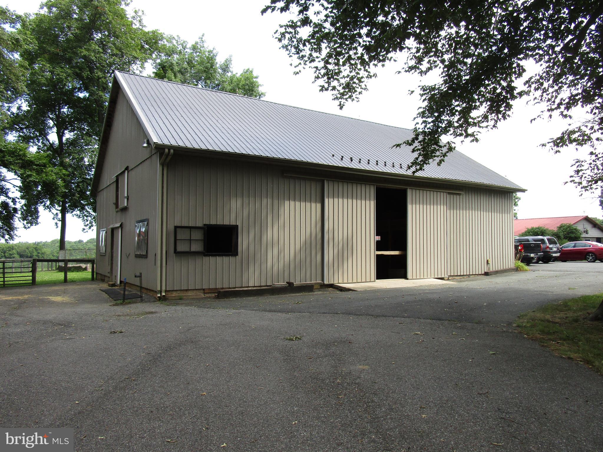 895 Warburton Road Elkton, MD 21921 - Photo 6 of 37 FRONT VIEW OF 6 STALL BARN