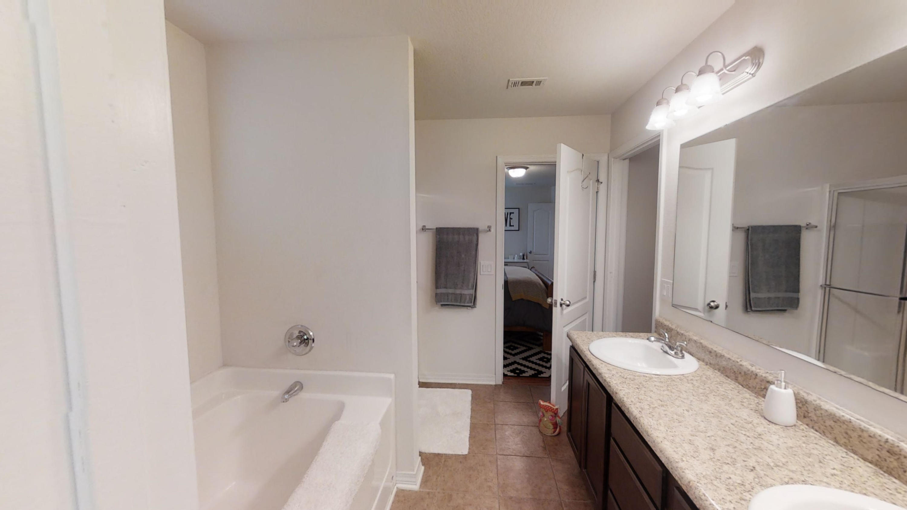 2314 Duncan Ridge Drive Navarre, FL 32566 - Photo 25 of 34 Gallery Image 25
