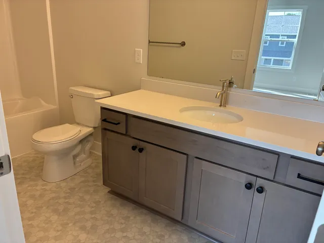 $324,900 | 6112 Stahl Dr Spring Lake, Unit 15, Muskegon, MI 49444