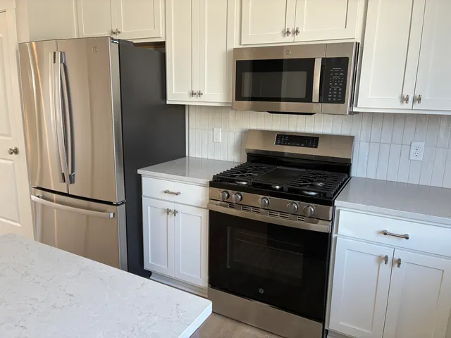 $324,900 | 6112 Stahl Dr Spring Lake, Unit 15, Muskegon, MI 49444