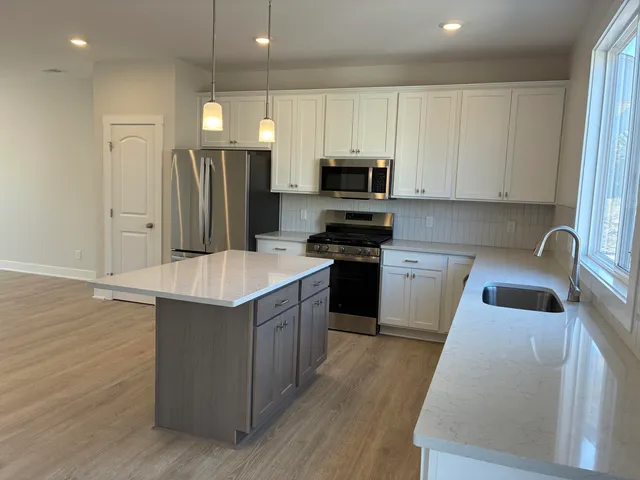 $324,900 | 6112 Stahl Dr Spring Lake, Unit 15, Muskegon, MI 49444