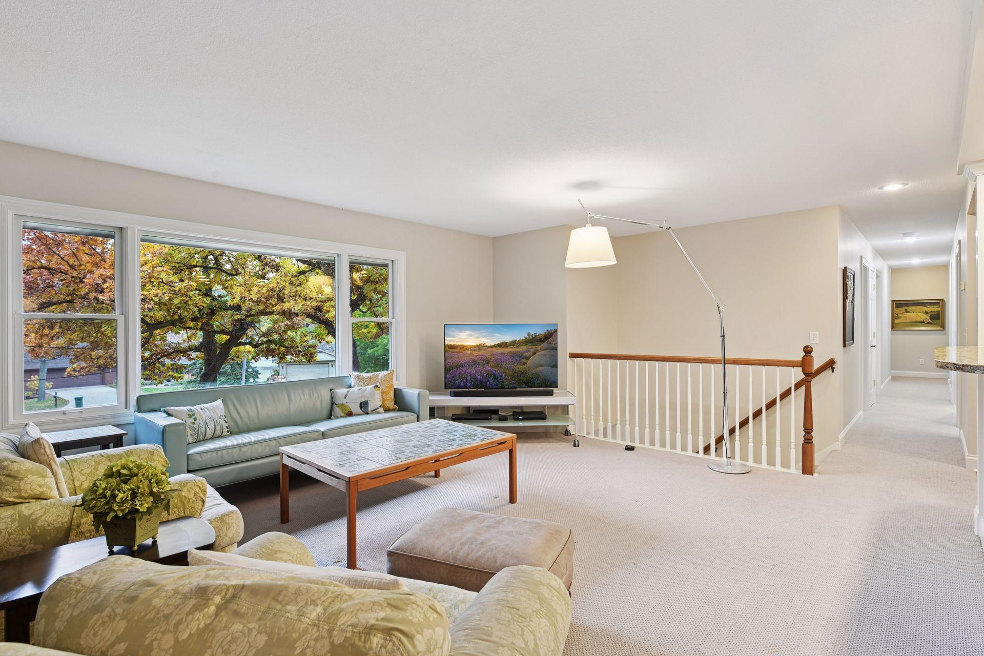 8235 Oakmere Road Bloomington, MN 55438 - Photo 13 of 47 Gallery Image 13
