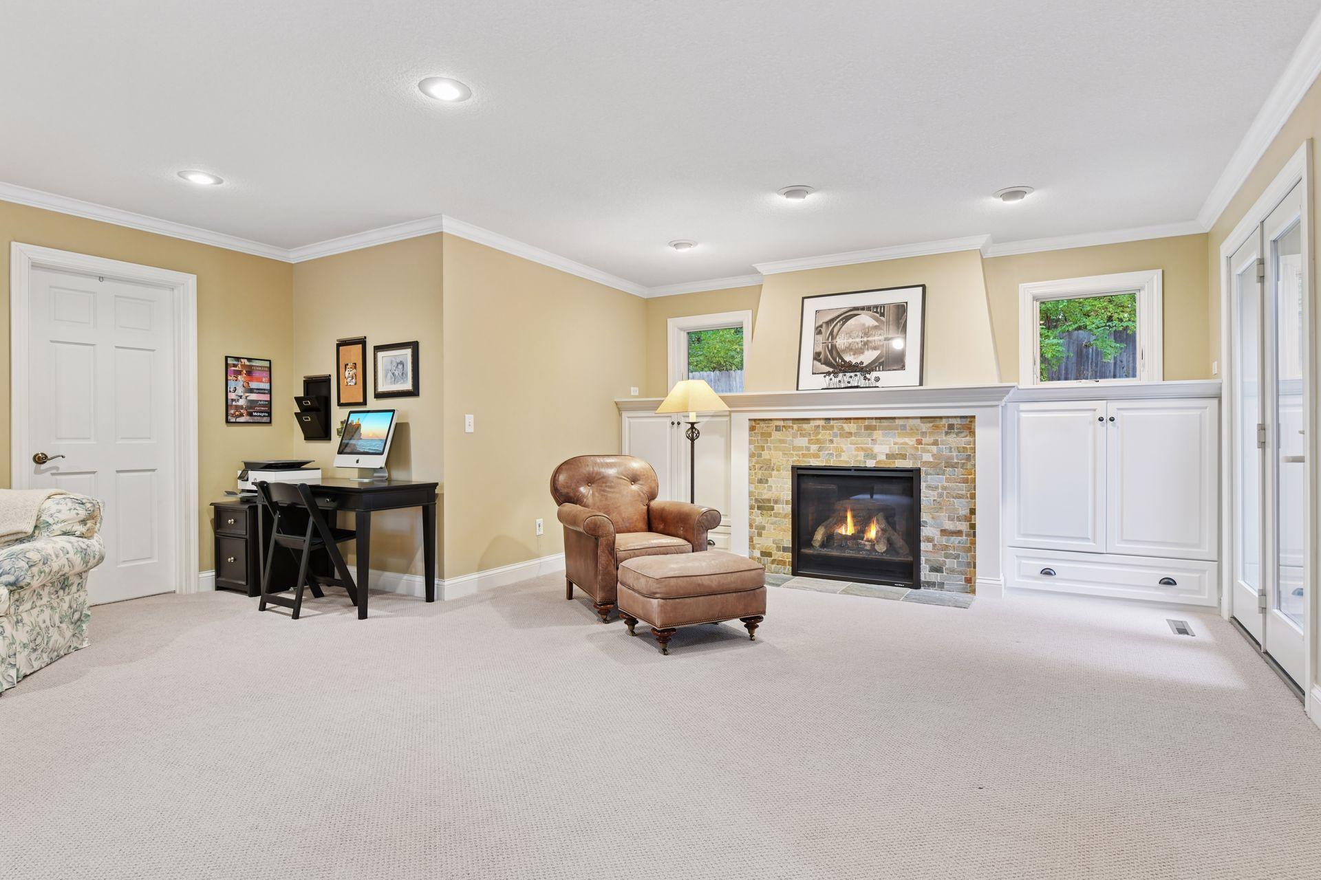 8235 Oakmere Road Bloomington, MN 55438 - Photo 19 of 47 Gallery Image 19