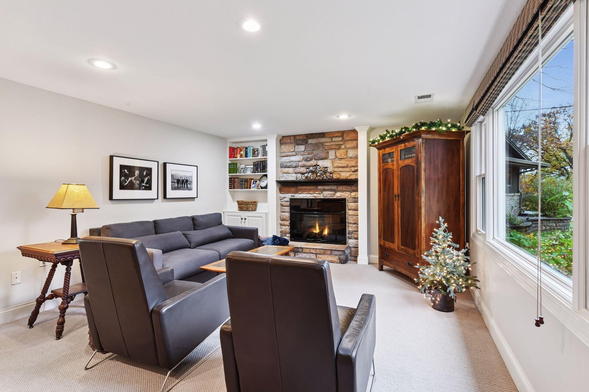 8235 Oakmere Road Bloomington, MN 55438 - Photo 29 of 47 Gallery Image 29