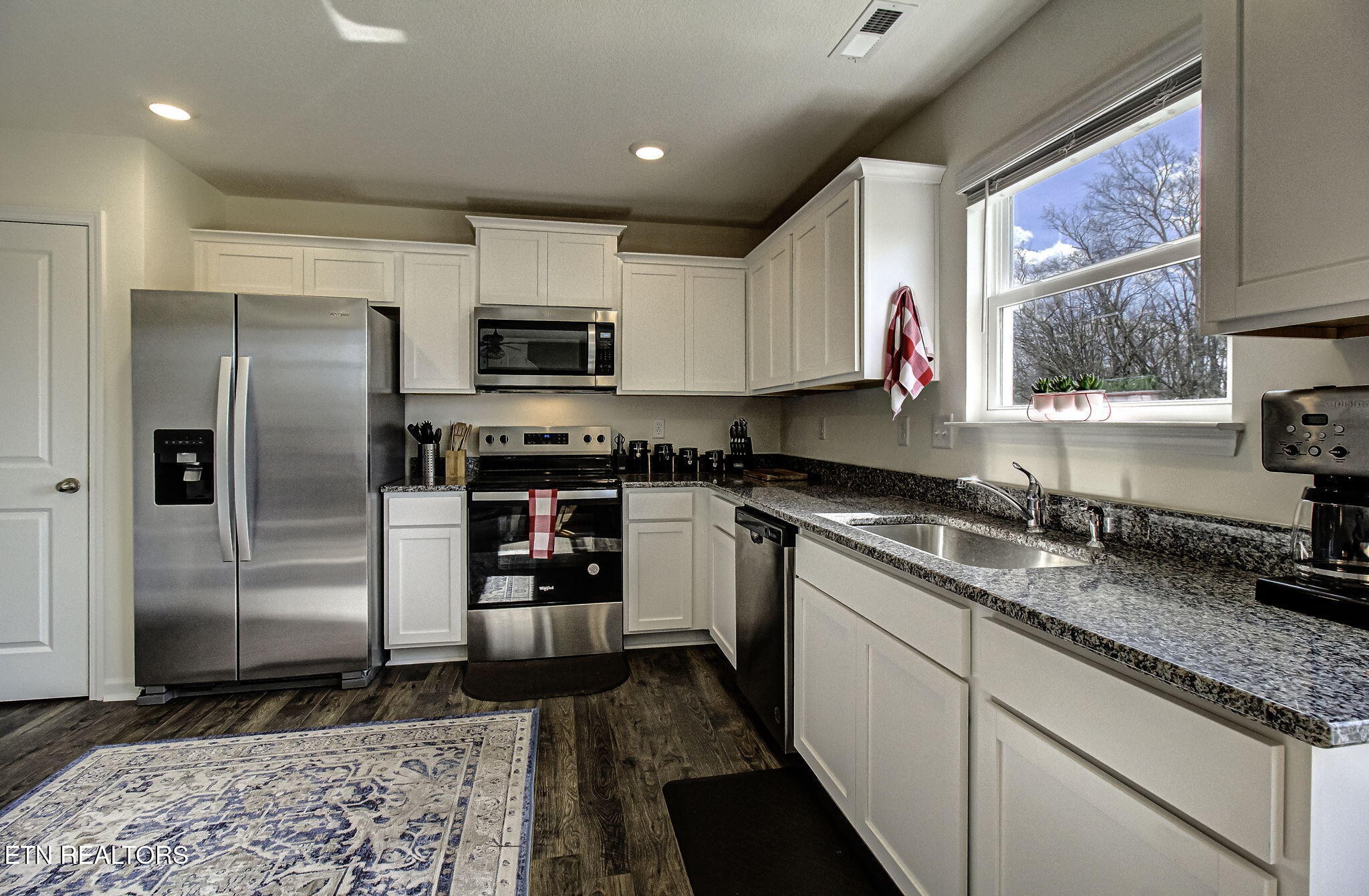 9315 River Cane Road Mascot, TN 37806 - Photo 7 of 26 Gallery Image 7