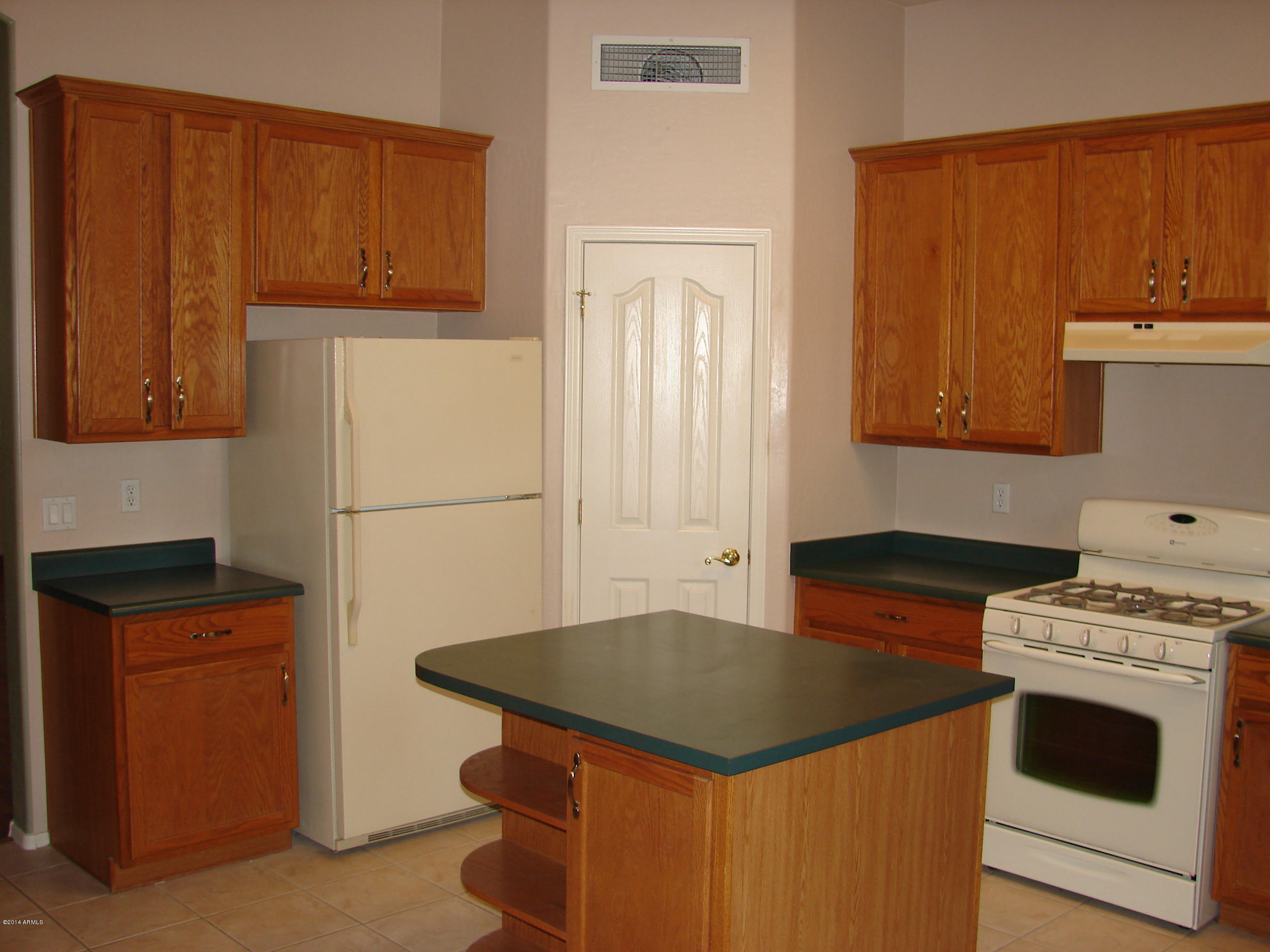 11222 West Monte Vista Road Avondale, AZ 85392 - Photo 9 of 38 DSC03742
