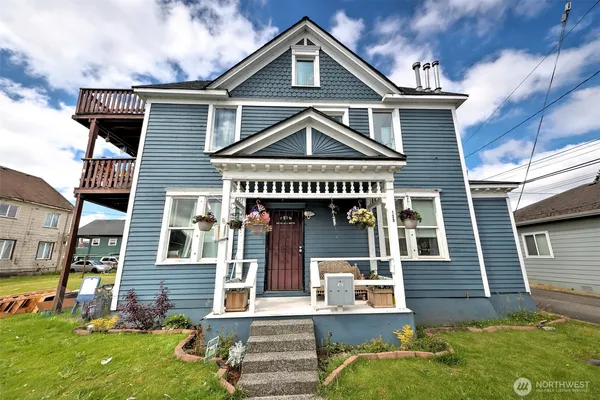 $399,950 | 109 North Washington Street, Aberdeen, WA 98520