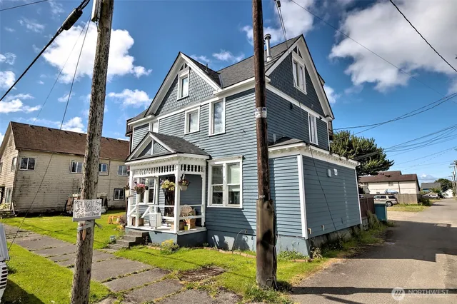 $425,000 | 109 North Washington Street, Aberdeen, WA 98520