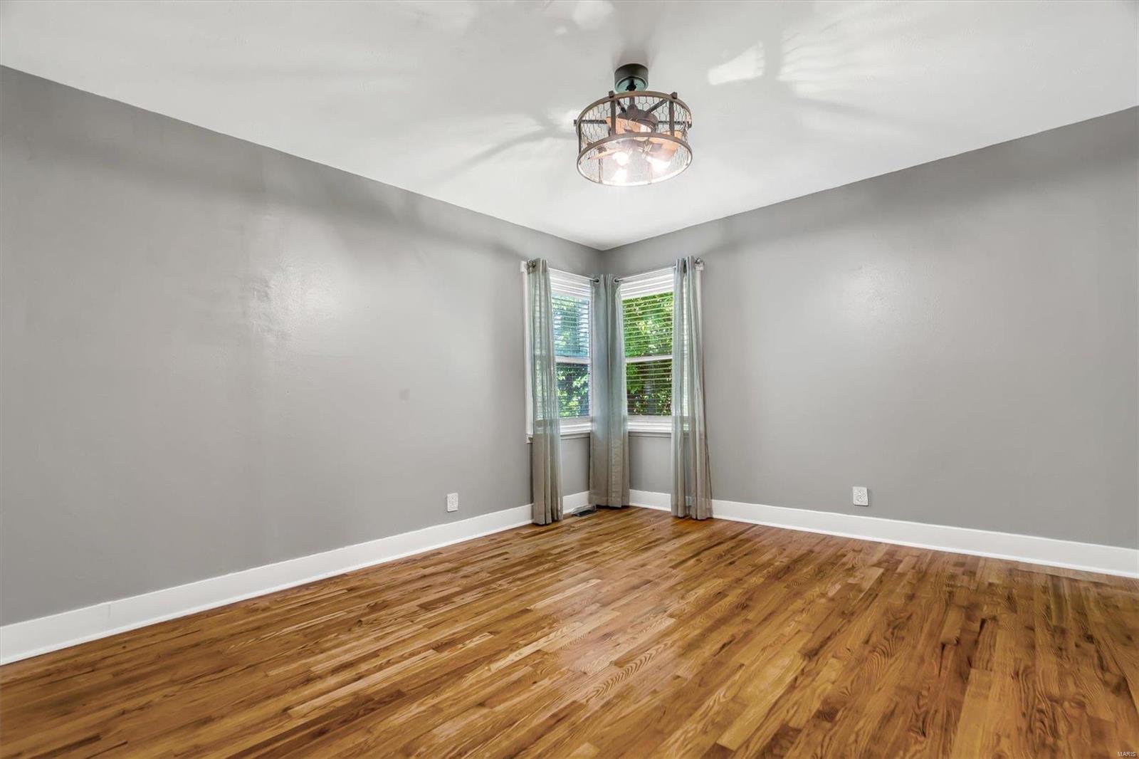 3223 Union Road St. Louis, MO 63125 - Photo 8 of 30