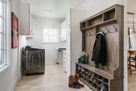 $630,000 | 1628 24th Avenue North, Nashville, TN 37208