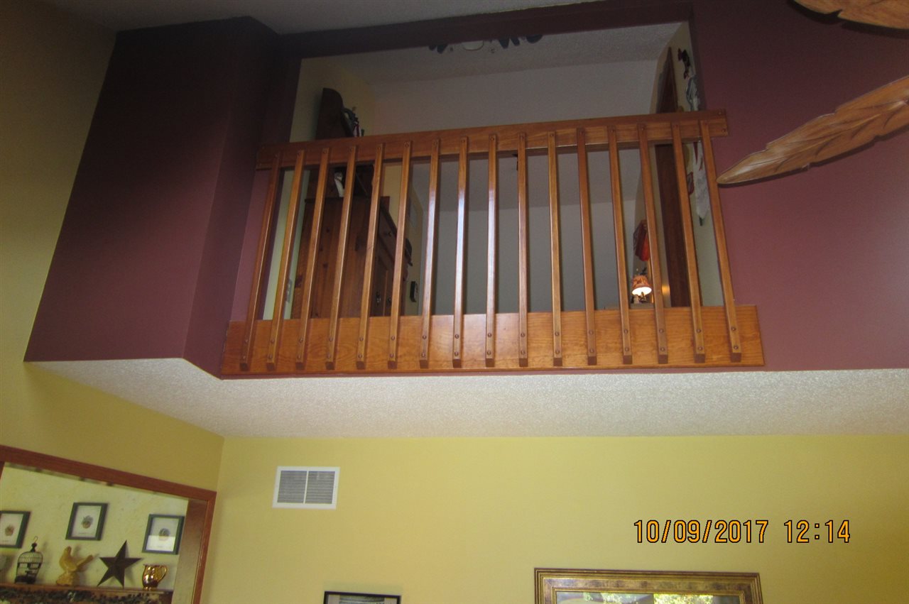3020 Hawk Spring Hill Huntington, IN 46750 - Photo 11 of 32 Gallery Image 11