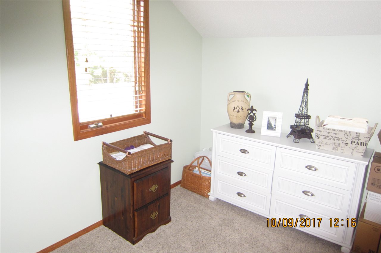 3020 Hawk Spring Hill Huntington, IN 46750 - Photo 27 of 32 Gallery Image 27